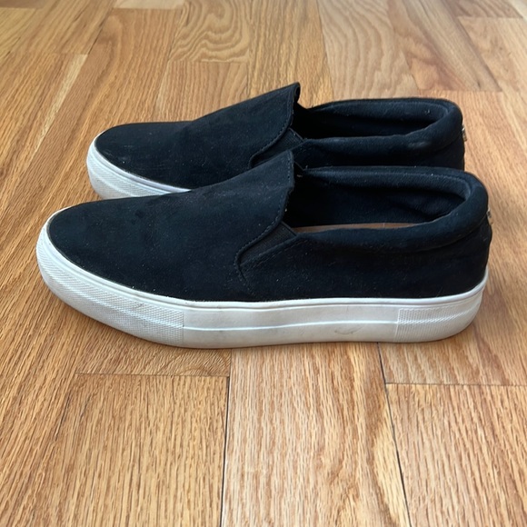 Classic Slip-on Sneaker Black Suede - Picture 1 of 7